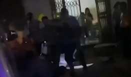 女子斗殴内情爆料新闻,真相背后竟隐藏惊人秘密